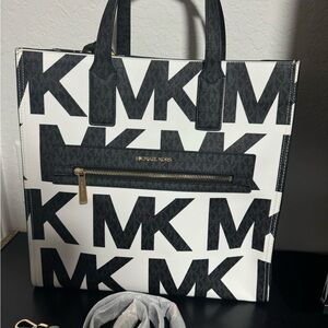 NWT Michael Kors Tote